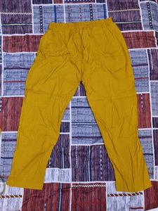 A line kurta set-kurta and trouser