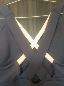 4 Straps Sports Bra