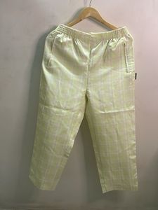 Lightweight Plaid Cropped Pants