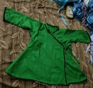 Trending 🤩Vibrant Green Wrap peplum Angrakha top