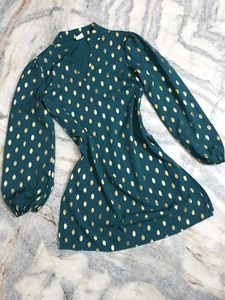 🐛Teal Polka Dot top