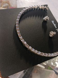 Choker Style Neklace