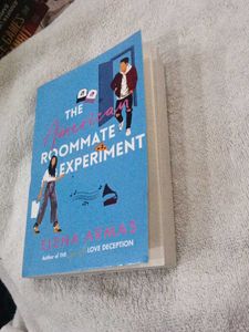 The American Roommate Experiment by Elena Armas