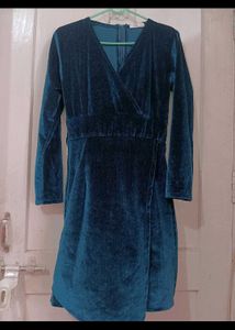Elegant Teal Velvet Wrap Dress