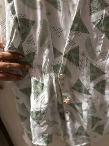 Patterned Button-Up white Shirt