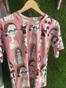 Pink Graphic Print T-Shirt