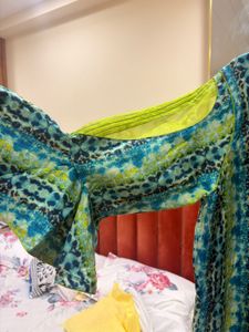 Vibrant Green Kurta with unique  Print Sleeves