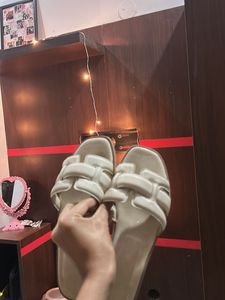Stylish Cream Flat Sandals