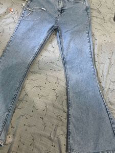 BOOT CUT Light Wash Wide Leg Jeans