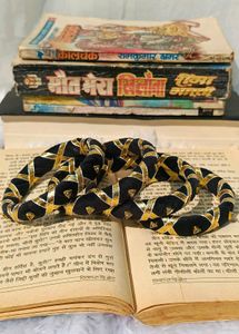 Stylish Black &amp; Gold Bangles