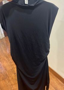 H&amp;M Chic Black Ruched Maxi Dress