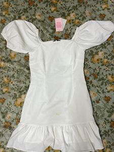 Chic White Puff Sleeve Dress