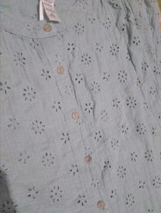 women's top