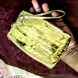 Elegant Gold Clutch!