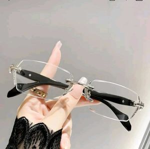 Stylish Rimless Rectangle Sunglasses