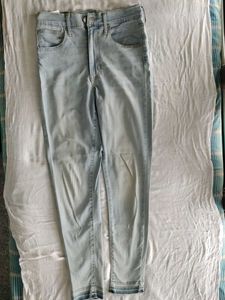 Light Wash High Waisted Skinny Jeans