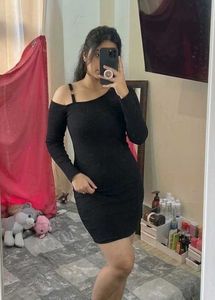 Chic Black Ribbed One-Shoulder Dress