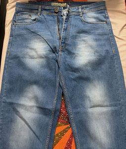 blue straight fit jeans - 34 size