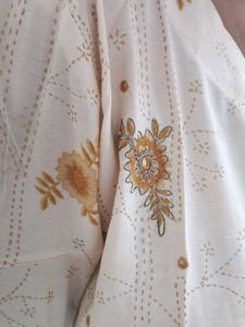 Cream Floral Print Kurta
