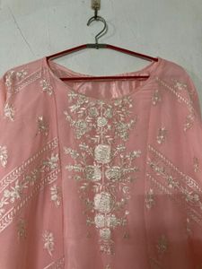 Pakistani Embroidered Pink Kurta set
