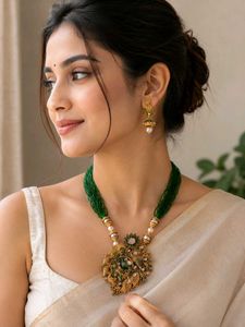 Exquisite Peacock Design Necklace Set