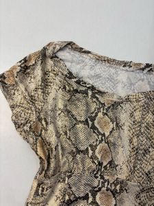 Stylish Snake Print Top