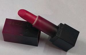 Huda Beauty Liquid Matte Lipstick 2 Pic Combo