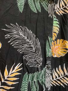 Tropical Leaf Print Button-Up Shirt