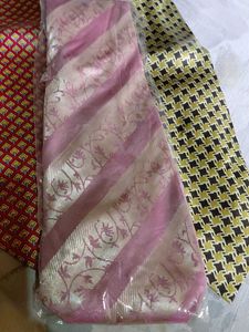 Classic Red Floral Pattern Tie combo