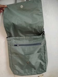 Sling bag pack perfect for college students