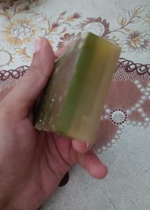 Three layer multani mitti vitamin c and neem soap