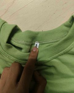 sweatshirt beige colour