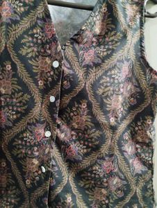 Floral printed vest