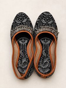 Black Ethnic jutti with silver embroidery