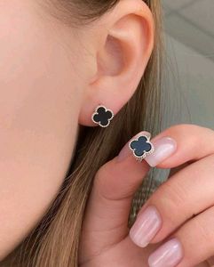 Elegant Black Clover Stud Earring
