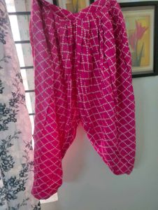 ITSE Vibrant Pink Printed Kurta Set