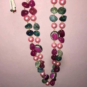Natural Agate Beaded Necklace with Earrings