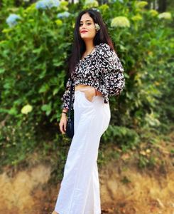 Floral Print Square Neck Puff Sleeve Top