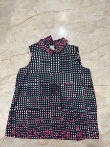 Stylish Sleeveless Vest