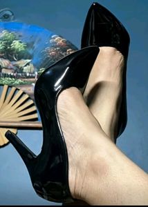 Chic Black Stiletto Heels