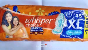 (15 Pack Whispar Choice)7×15=105 Pice.