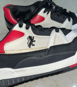 redtape sneakers