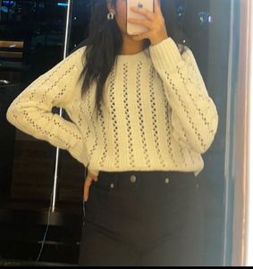 Chic white Knit Sweater