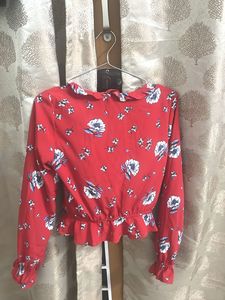 H&amp;M Red Floral Ruffle Blouse