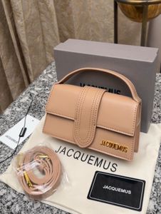 Chic Jacquemus Handbag