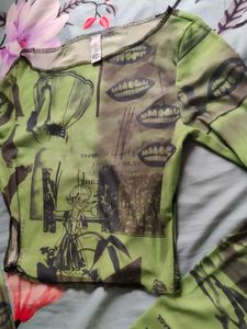 Green Graphic Print sheer Top,(size-xs)