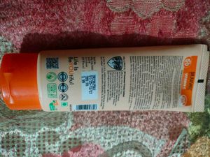 Dr. Rashel Vitamin C Sunscreen