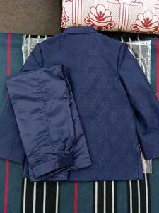 Men's Embellished Sherwani Set