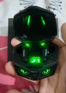 Triggr TWS Earbuds gaming