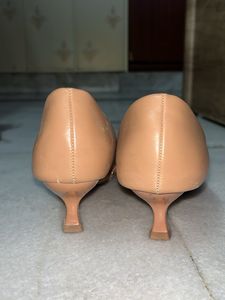 Tan Pointed-hells - 22.8 Cm (36)